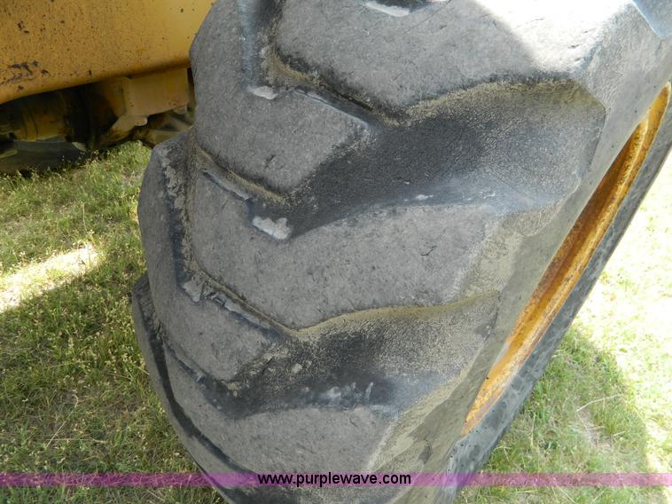 image for item B3674 1970 Caterpillar 930 wheel loader