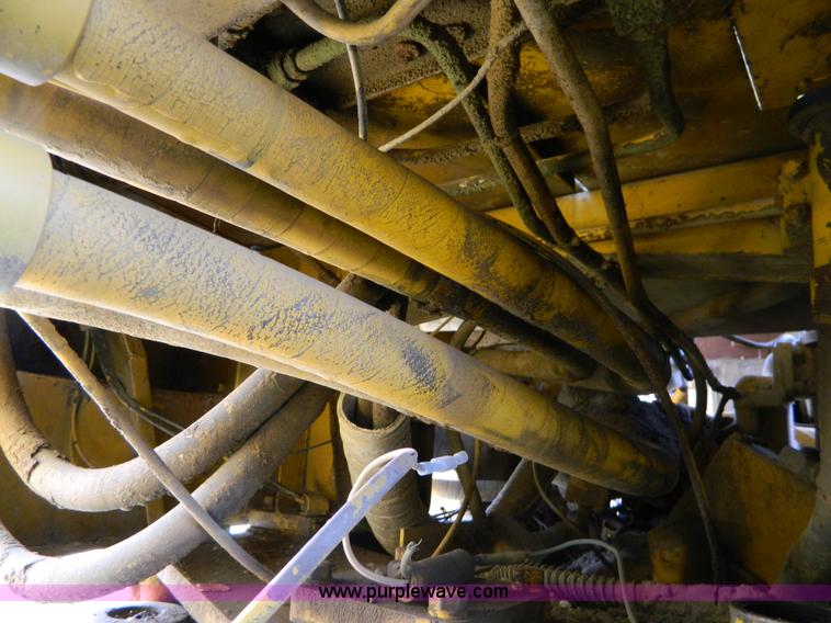 image for item B3674 1970 Caterpillar 930 wheel loader