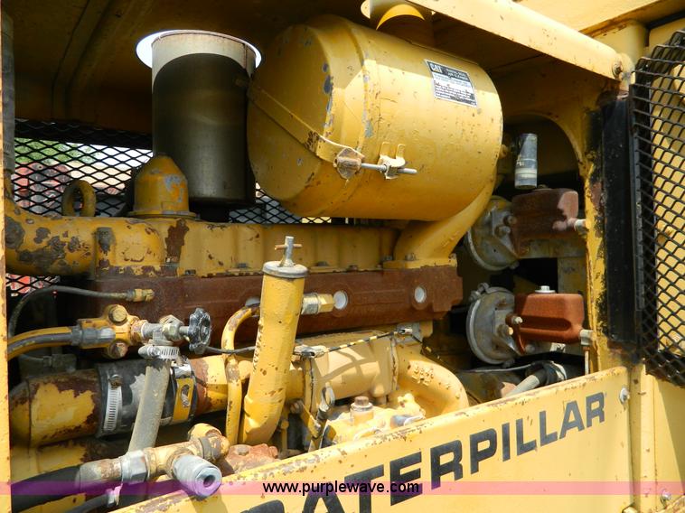 image for item B3674 1970 Caterpillar 930 wheel loader