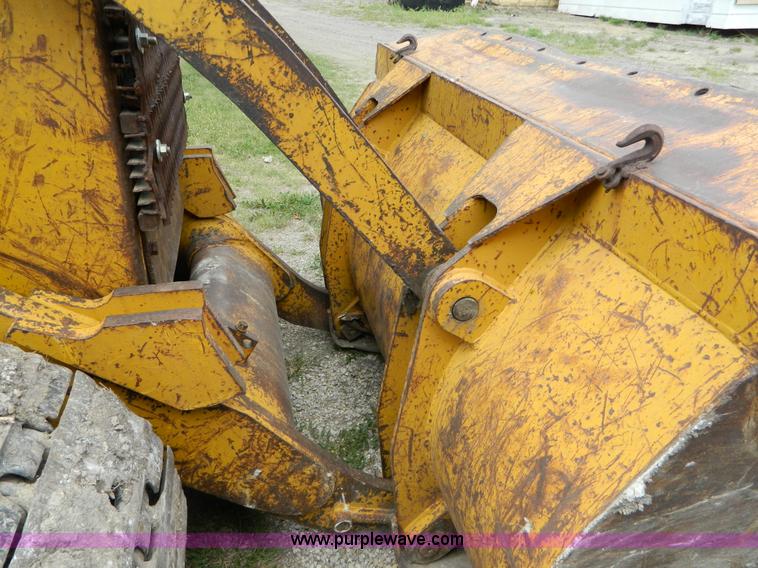 image for item B3676 1972 Allis-Chalmers 7G Series B crawler loader