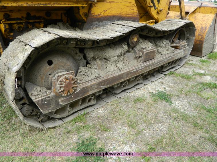 image for item B3676 1972 Allis-Chalmers 7G Series B crawler loader
