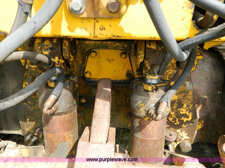 image for item B3676 1972 Allis-Chalmers 7G Series B crawler loader