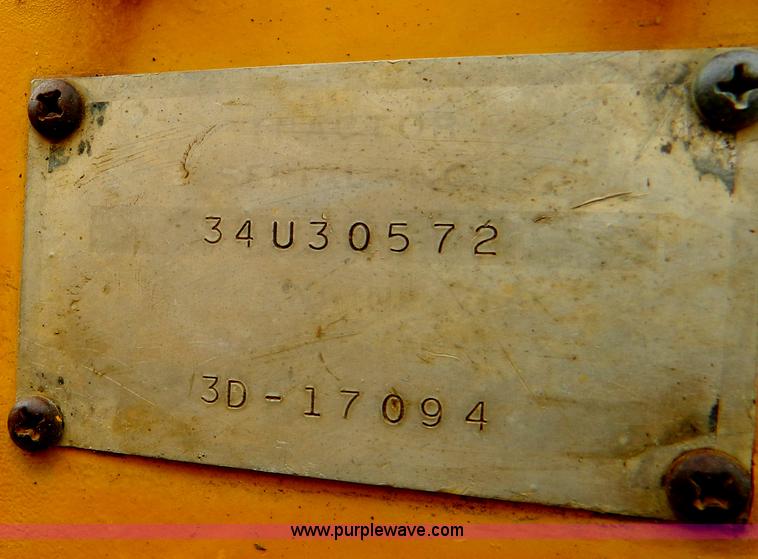 image for item B3676 1972 Allis-Chalmers 7G Series B crawler loader