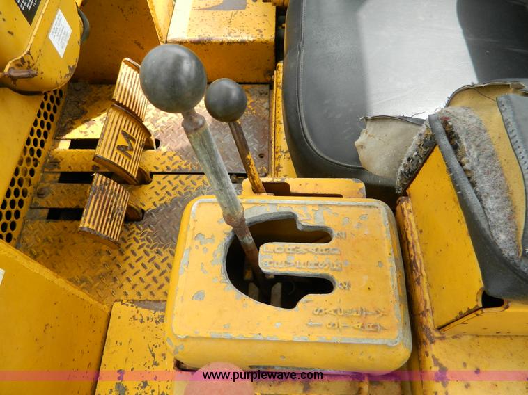 image for item B3676 1972 Allis-Chalmers 7G Series B crawler loader
