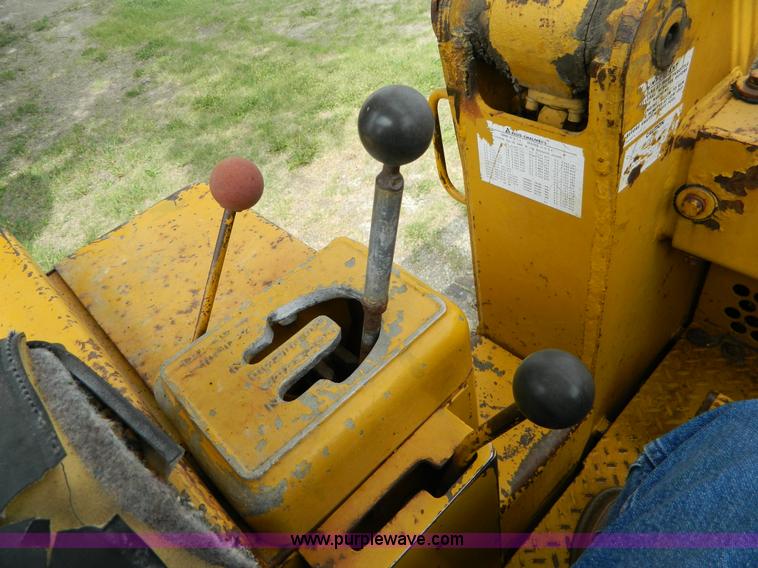 image for item B3676 1972 Allis-Chalmers 7G Series B crawler loader