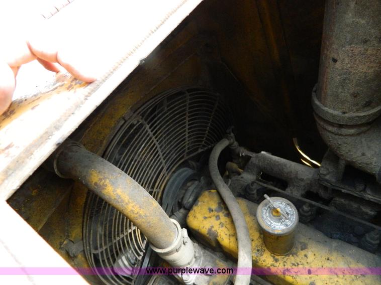 image for item B3676 1972 Allis-Chalmers 7G Series B crawler loader