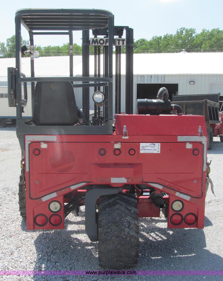 image for item B5136 2004 Moffett M5500RT forklift