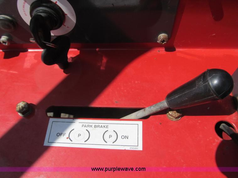 image for item B5136 2004 Moffett M5500RT forklift