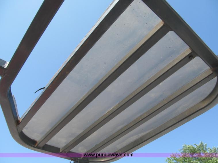 image for item B5136 2004 Moffett M5500RT forklift