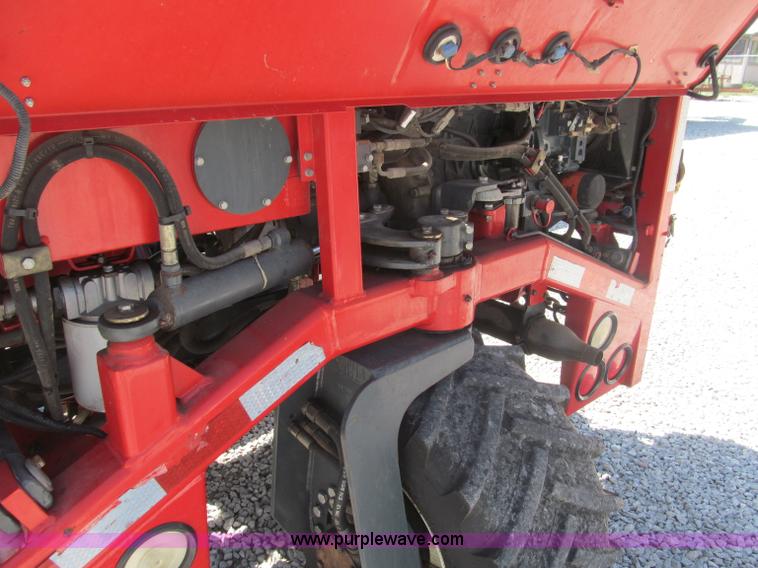 image for item B5136 2004 Moffett M5500RT forklift