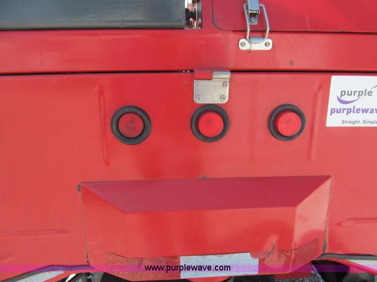 image for item B5136 2004 Moffett M5500RT forklift