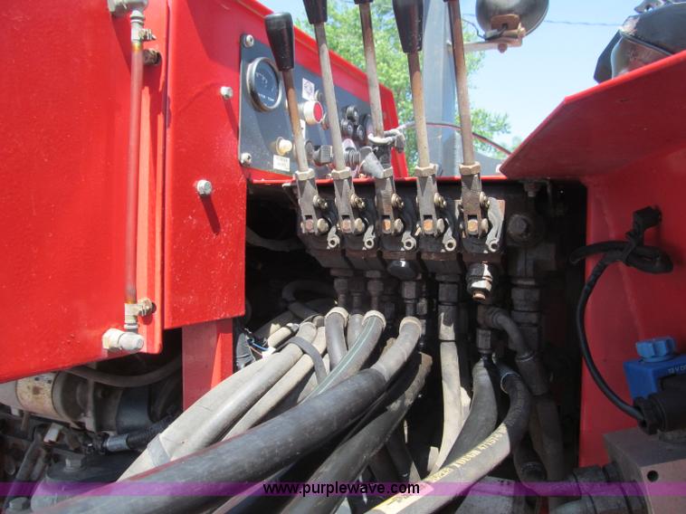 image for item B5136 2004 Moffett M5500RT forklift