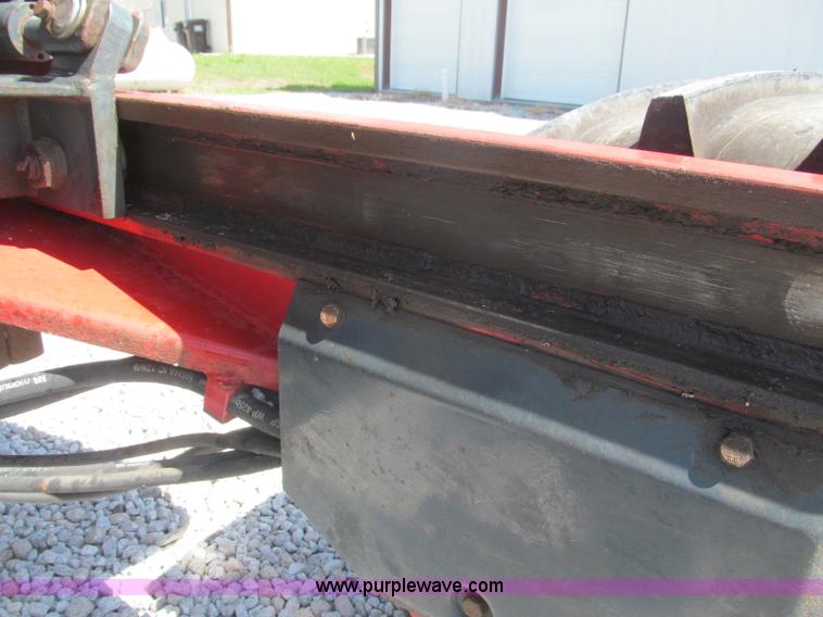 image for item B5136 2004 Moffett M5500RT forklift