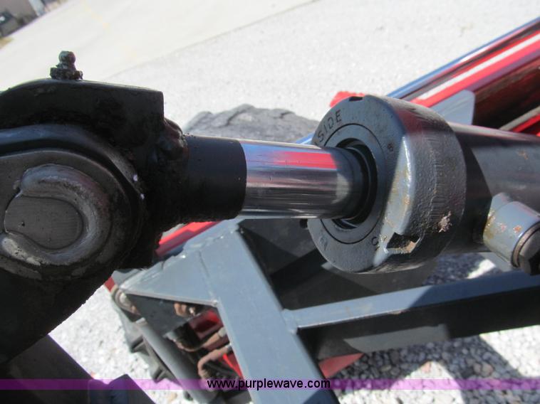 image for item B5136 2004 Moffett M5500RT forklift