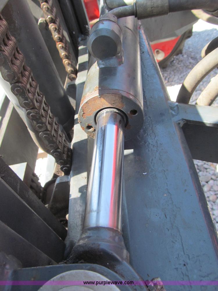 image for item B5136 2004 Moffett M5500RT forklift