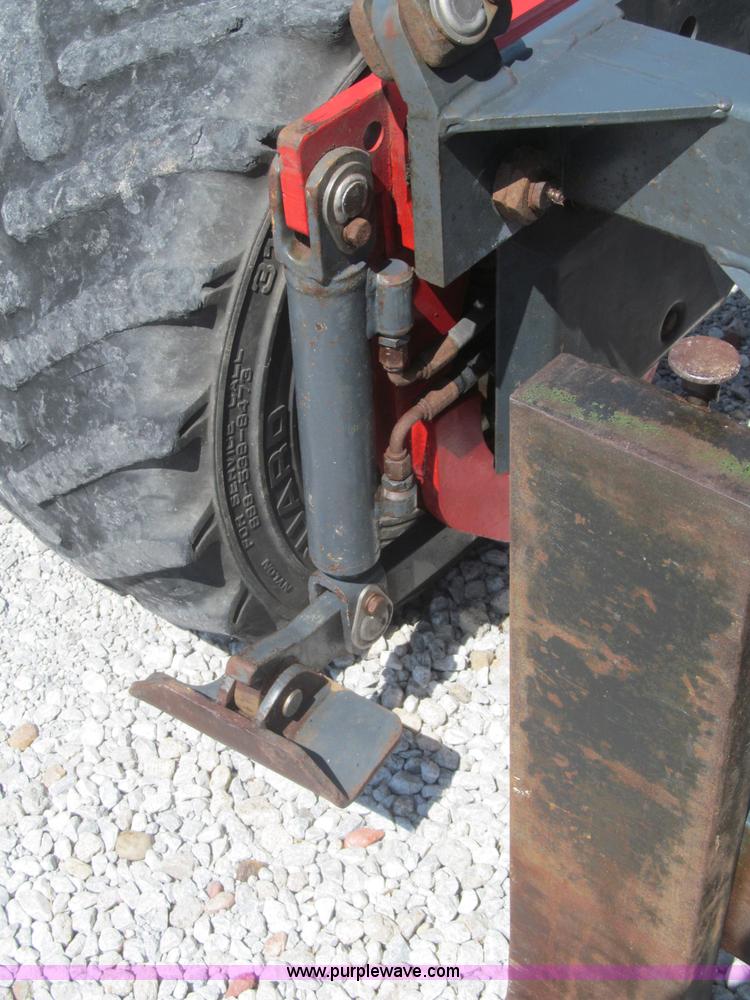 image for item B5136 2004 Moffett M5500RT forklift