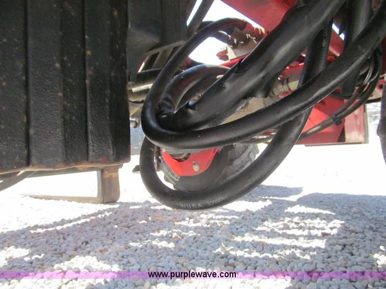 image for item B5136 2004 Moffett M5500RT forklift