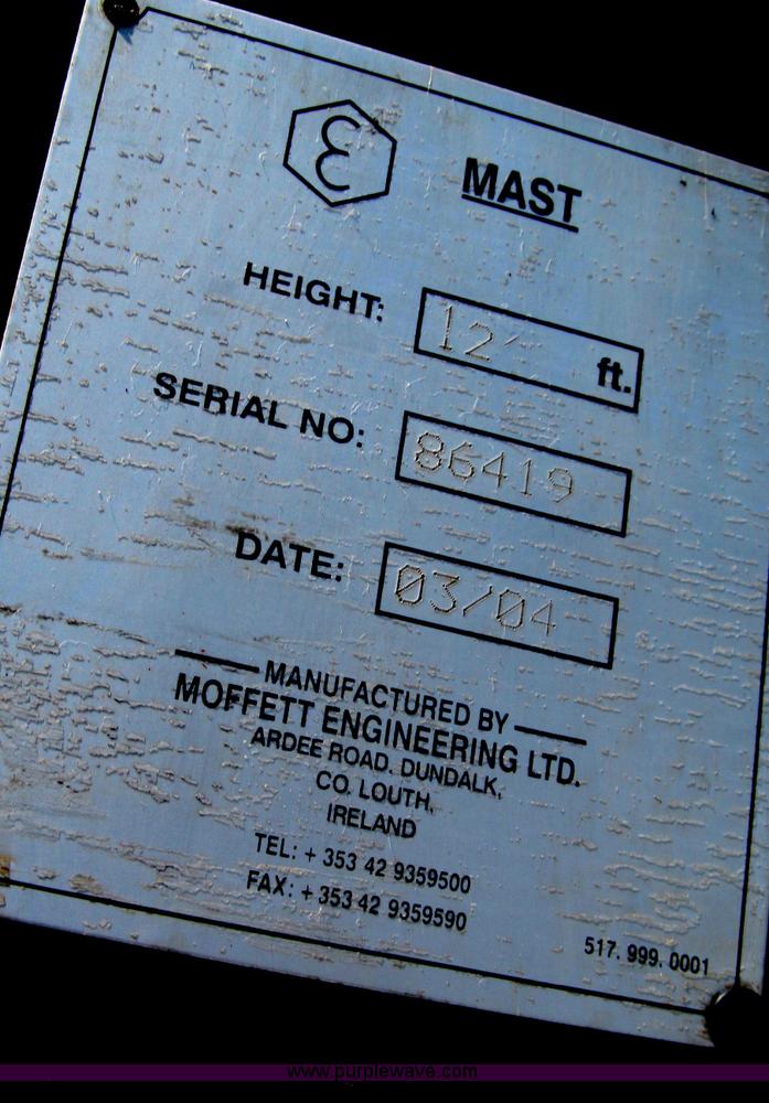 image for item B5136 2004 Moffett M5500RT forklift