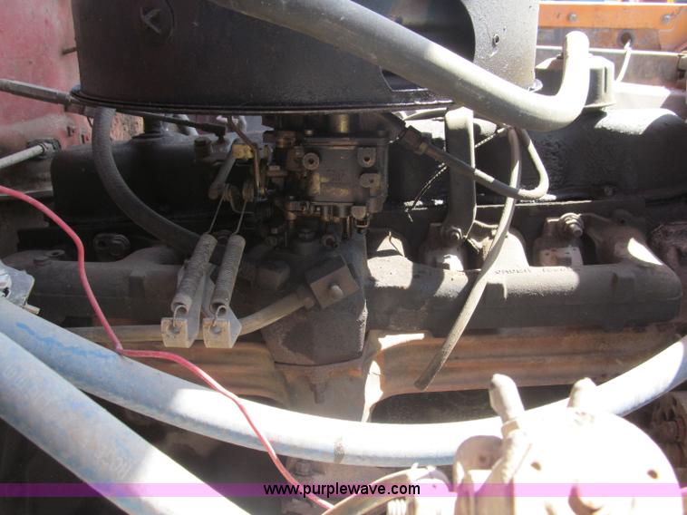 image for item B5137 1976 Ford F500 single axle dump truck