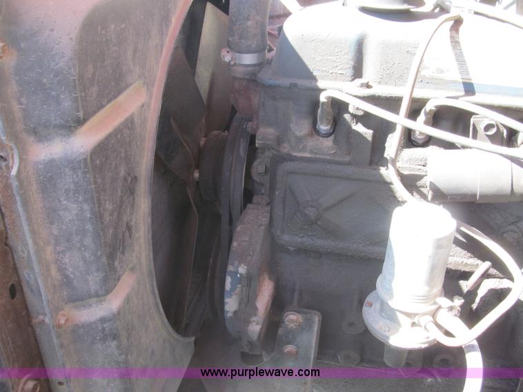 image for item B5137 1976 Ford F500 single axle dump truck