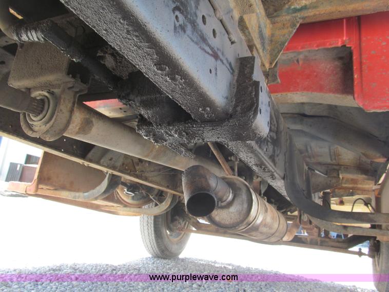 image for item B5137 1976 Ford F500 single axle dump truck