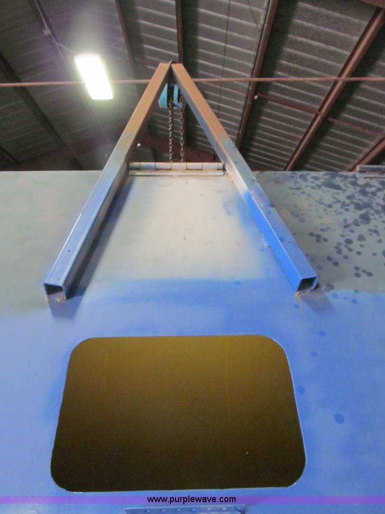 image for item B5138 Shop sandblasting cabinet