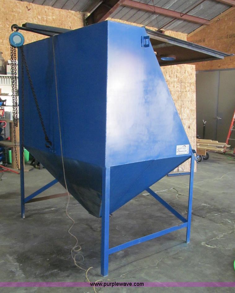 image for item B5138 Shop sandblasting cabinet
