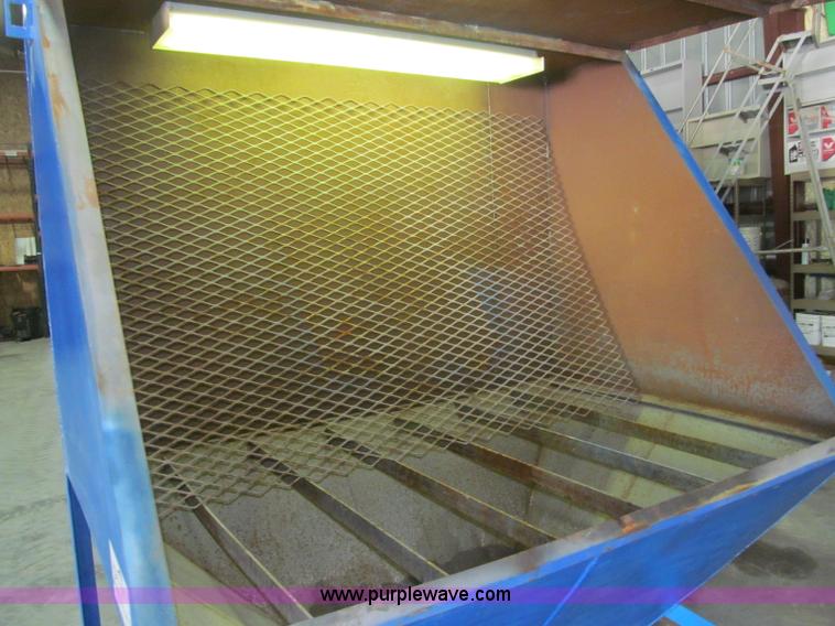 image for item B5138 Shop sandblasting cabinet