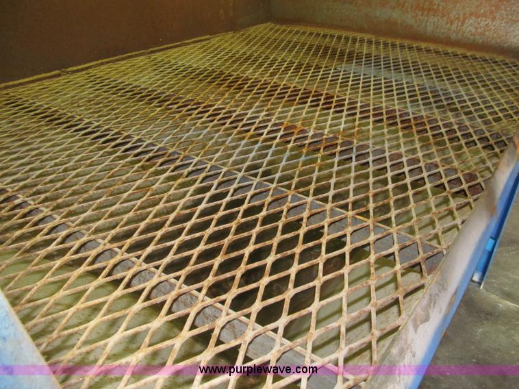 image for item B5138 Shop sandblasting cabinet