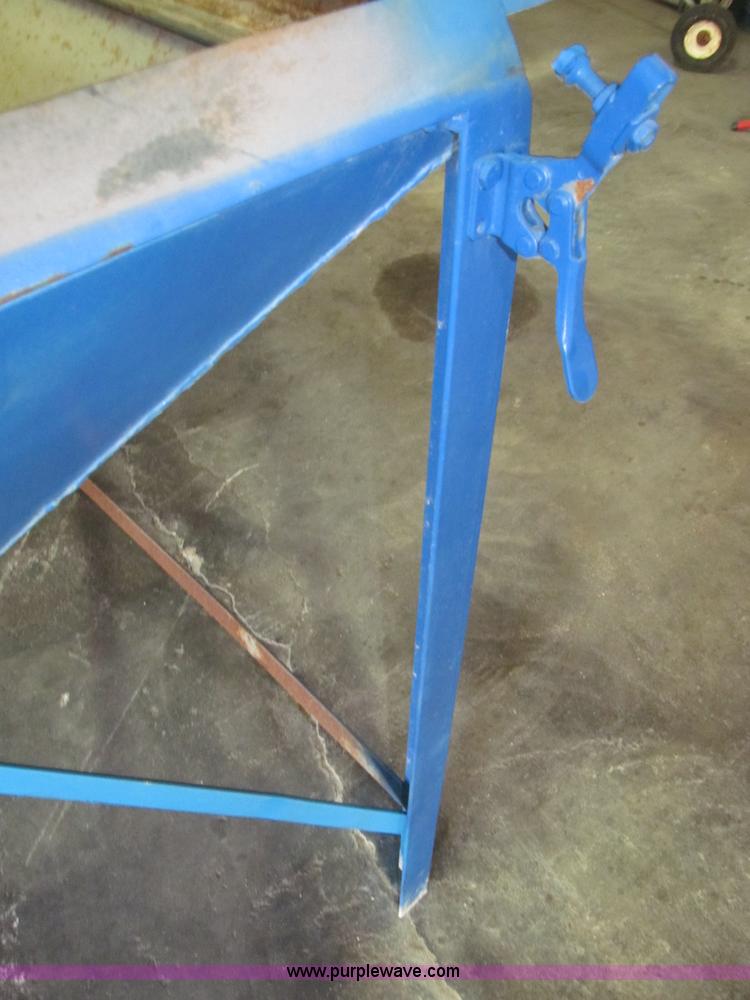 image for item B5138 Shop sandblasting cabinet