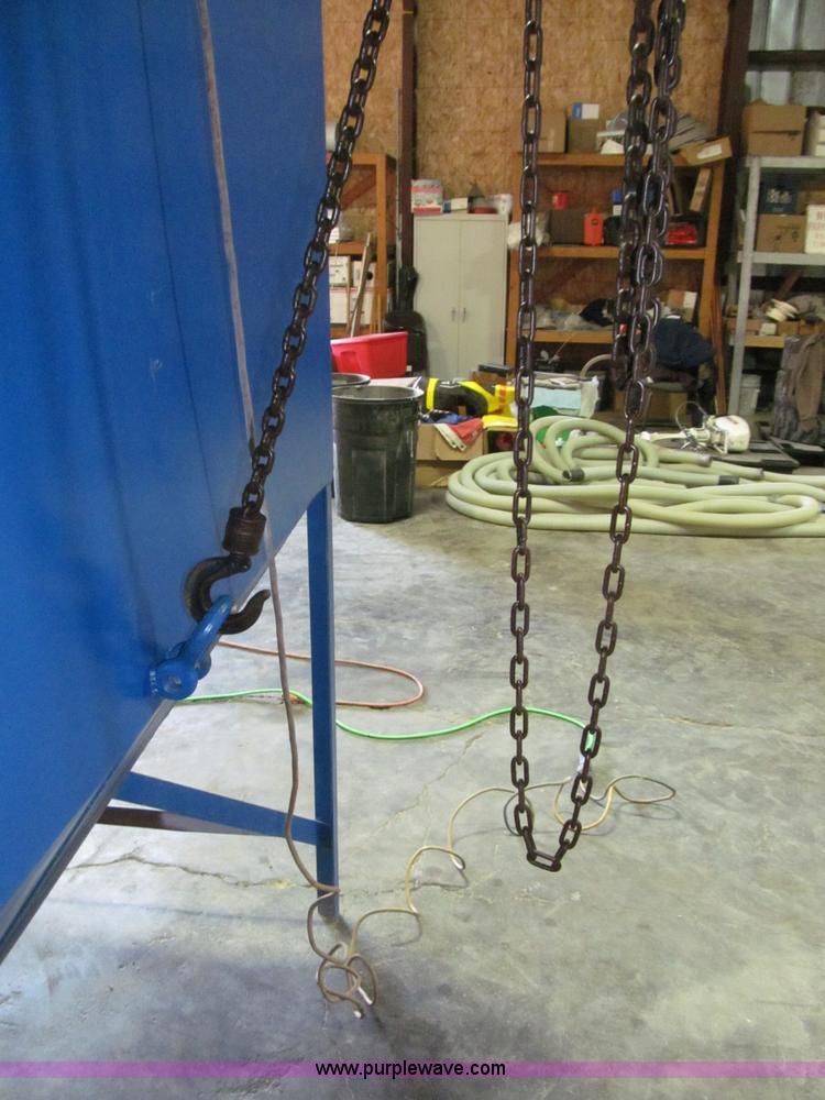 image for item B5138 Shop sandblasting cabinet