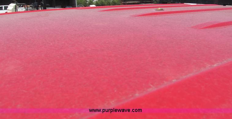 image for item B5145 2004 GMC 3500 SLE crew cab flatbed pickup truck