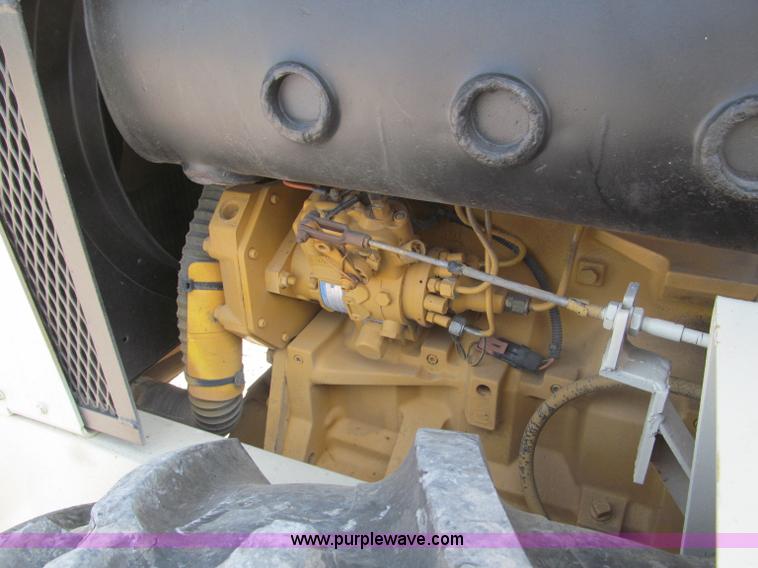 image for item B5146 1987 Ingersoll Rand SD40 pad foot roller