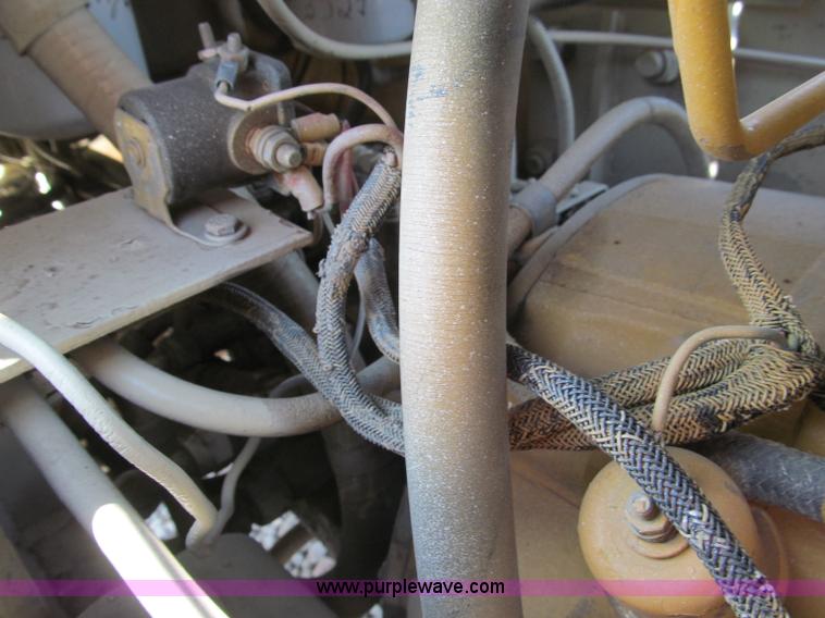 image for item B5146 1987 Ingersoll Rand SD40 pad foot roller