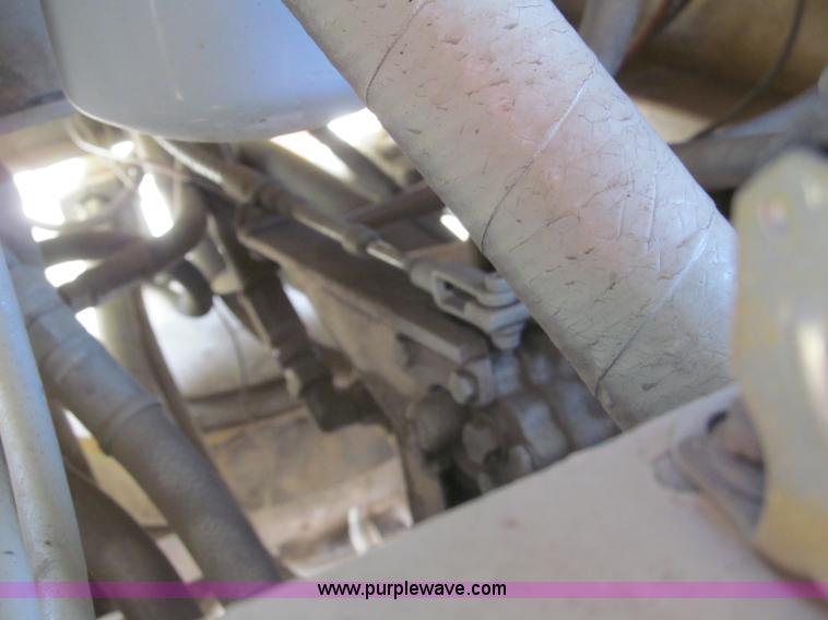 image for item B5146 1987 Ingersoll Rand SD40 pad foot roller