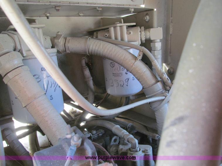 image for item B5146 1987 Ingersoll Rand SD40 pad foot roller