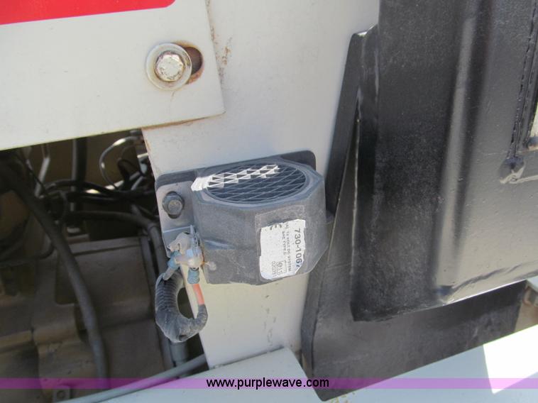 image for item B5146 1987 Ingersoll Rand SD40 pad foot roller