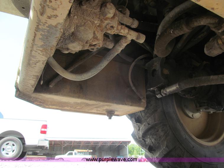 image for item B5146 1987 Ingersoll Rand SD40 pad foot roller