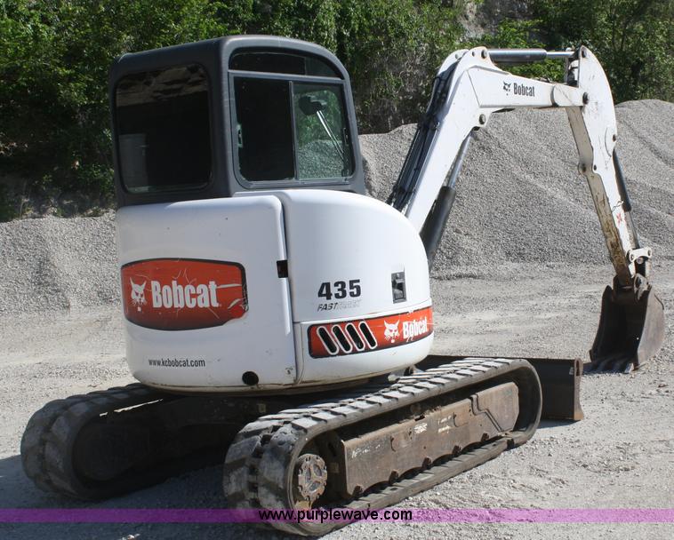 image for item B6579 2005 Bobcat 435ZHS FastTrack mini excavator