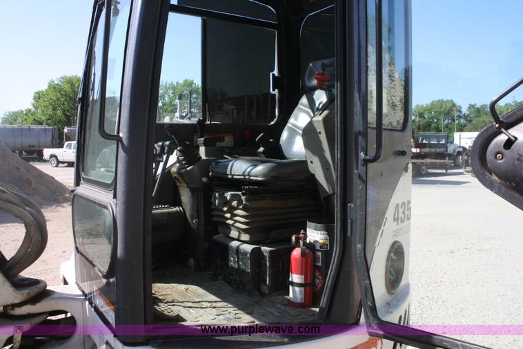 image for item B6579 2005 Bobcat 435ZHS FastTrack mini excavator