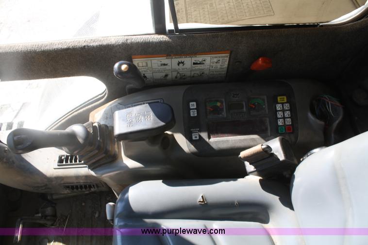 image for item B6579 2005 Bobcat 435ZHS FastTrack mini excavator