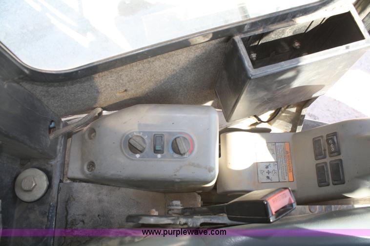 image for item B6579 2005 Bobcat 435ZHS FastTrack mini excavator