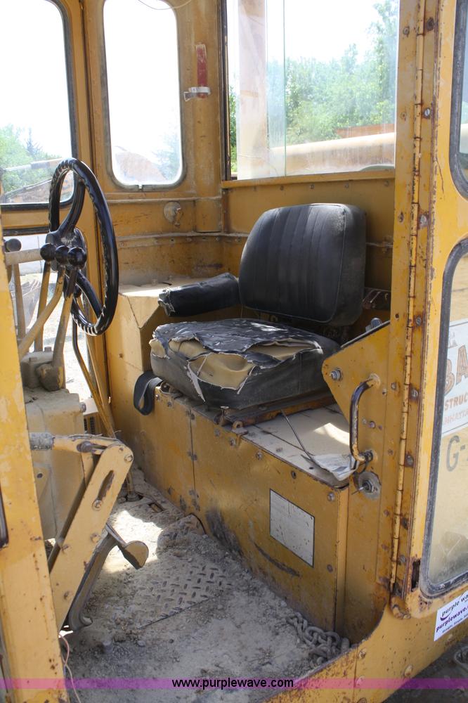 image for item B6595 1966 Caterpillar 12F motor grader