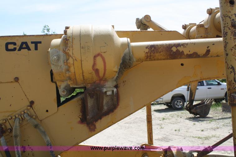 image for item B6595 1966 Caterpillar 12F motor grader