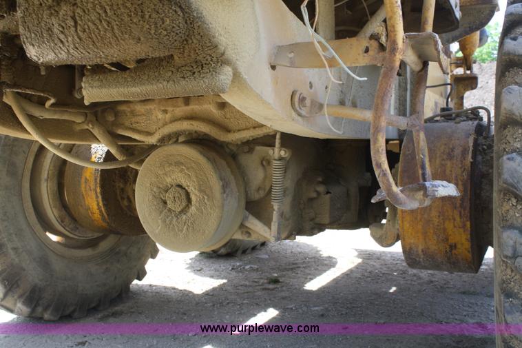 image for item B6595 1966 Caterpillar 12F motor grader