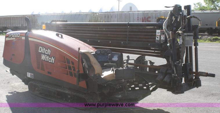 image for item B6606 2005 Ditch Witch 1220 Mach I directional drill with mud mixer and trailer
