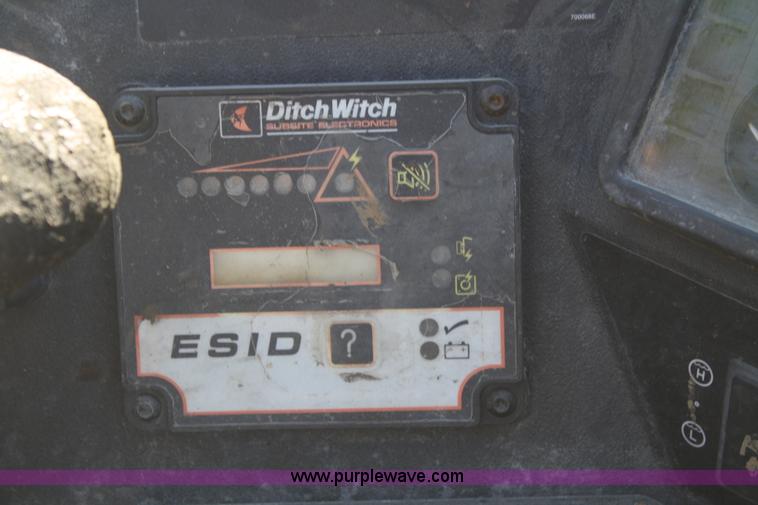 image for item B6606 2005 Ditch Witch 1220 Mach I directional drill with mud mixer and trailer