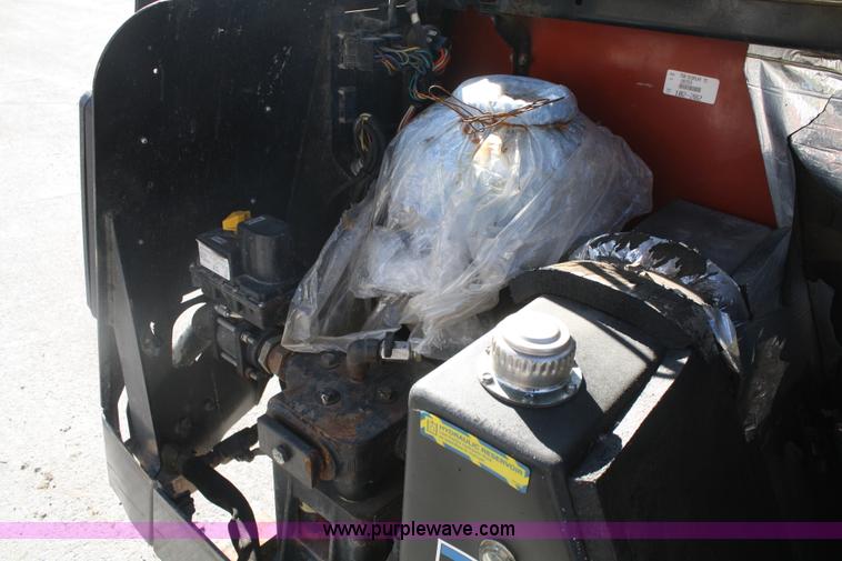 image for item B6606 2005 Ditch Witch 1220 Mach I directional drill with mud mixer and trailer