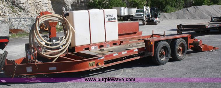 image for item B6606 2005 Ditch Witch 1220 Mach I directional drill with mud mixer and trailer