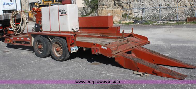 image for item B6606 2005 Ditch Witch 1220 Mach I directional drill with mud mixer and trailer